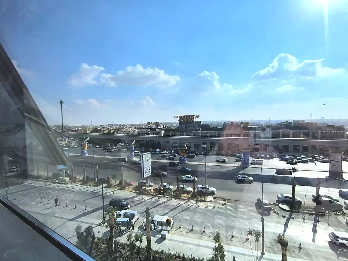 https://aqarmap.com.eg/en/listing/6857646-for-rent-cairo-new-cairo-90th-street-south-teseen-st