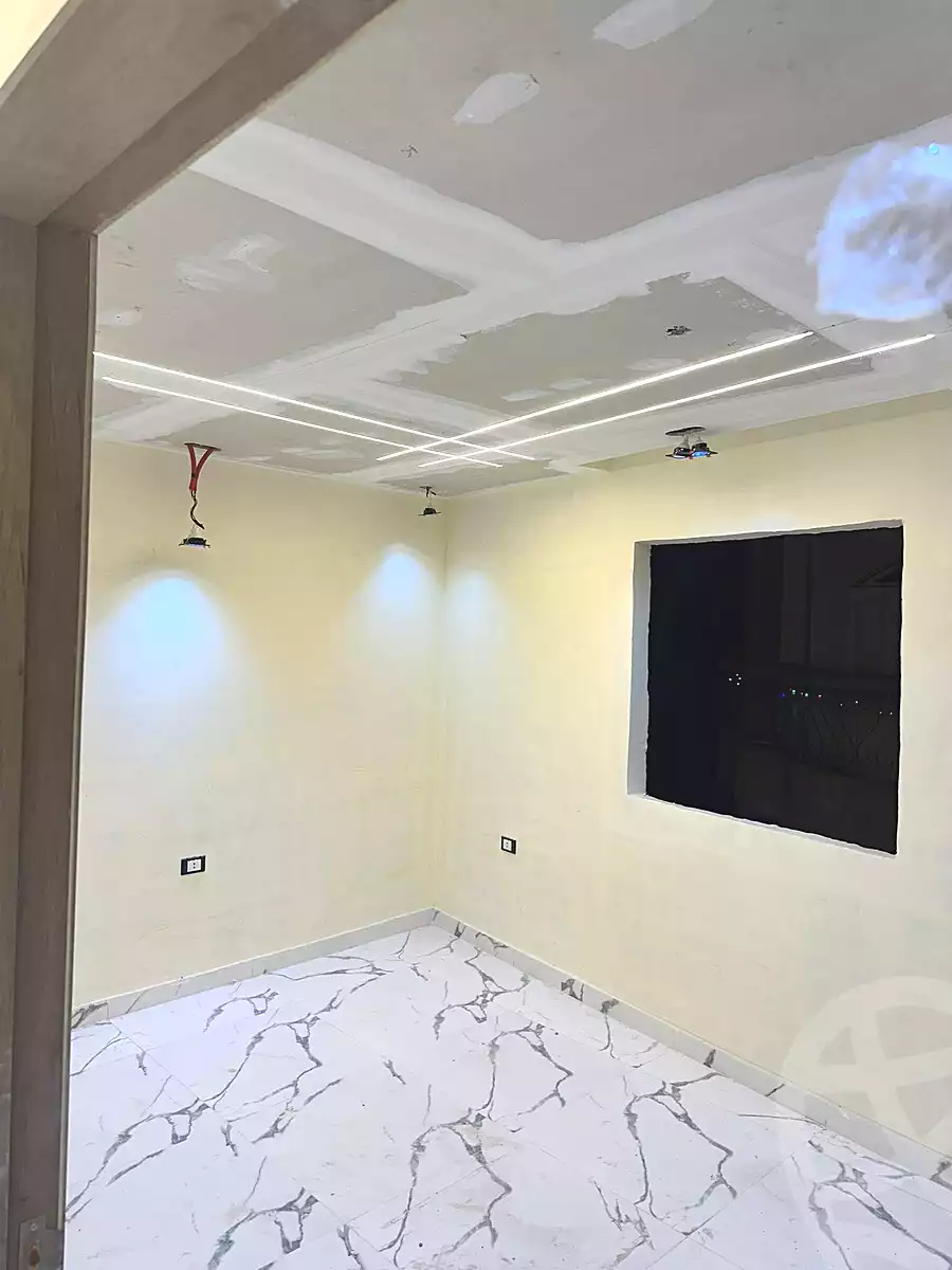 https://aqarmap.com.eg/en/listing/6857990-for-sale-cairo-el-haram-el-lebeny-soltan-khattab-st