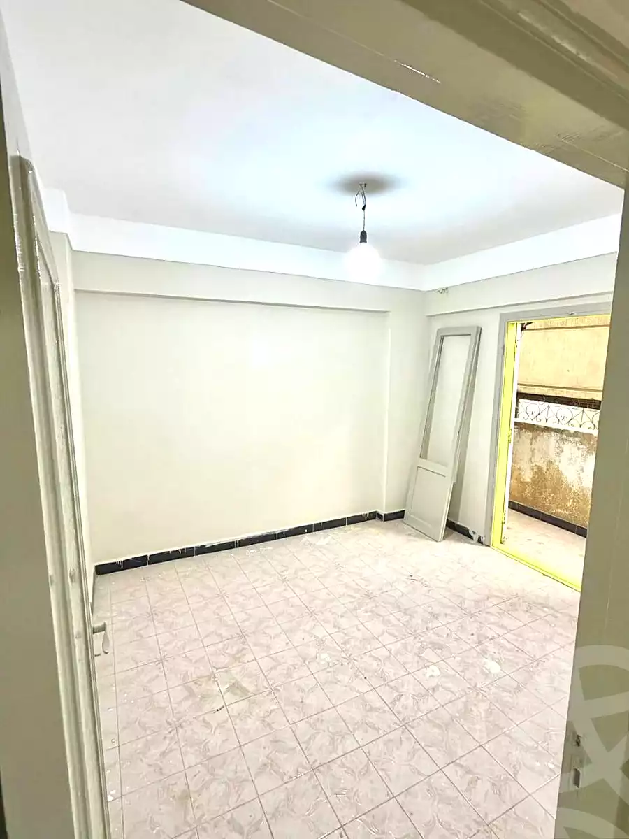 https://aqarmap.com.eg/ar/listing/6858483-for-sale-alexandria-al-agamy-lbytsh-shahr-al-assal-st