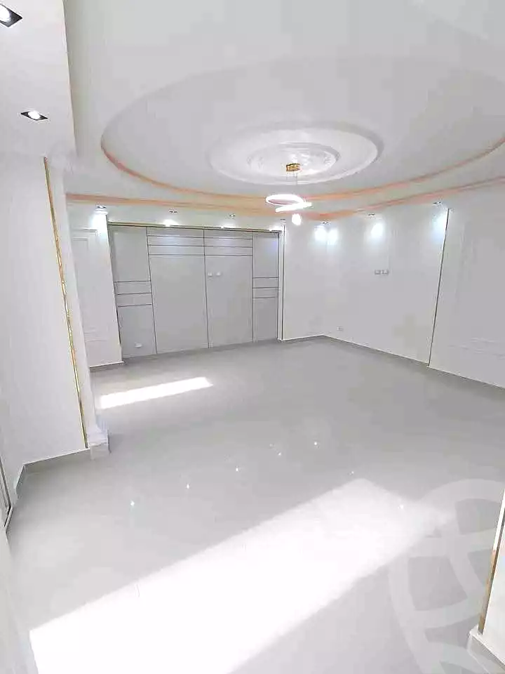 https://aqarmap.com.eg/ar/listing/6859277-for-sale-alexandria-sydy-bshr-sydy-bshr-bhry-gamal-abd-el-nasir-st