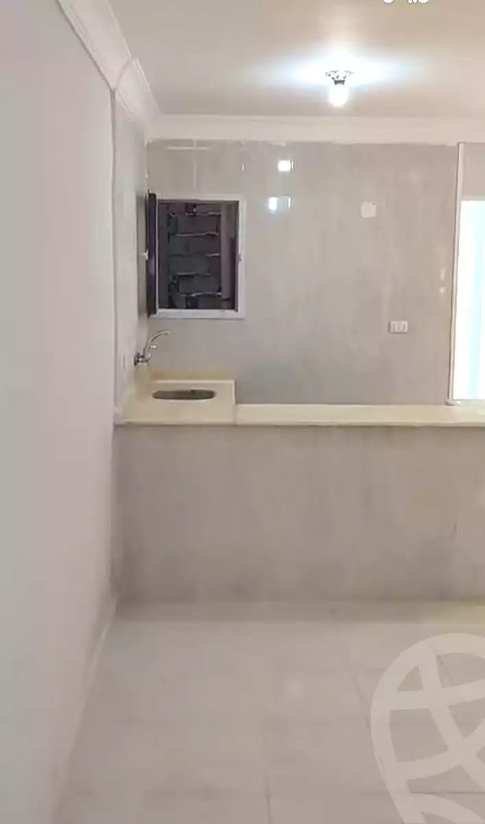 https://aqarmap.com.eg/ar/listing/6859402-for-sale-alexandria-al-agamy-el-hanouvel