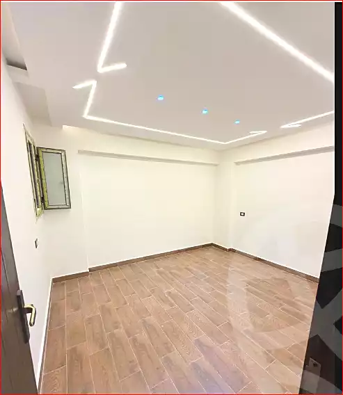 https://aqarmap.com.eg/en/listing/6859645-for-sale-alexandria-lsywf-el-falki