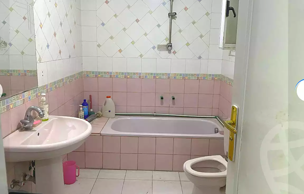 https://aqarmap.com.eg/ar/listing/6859671-for-rent-cairo-helwan-mohamed-sayed-ahmed-st