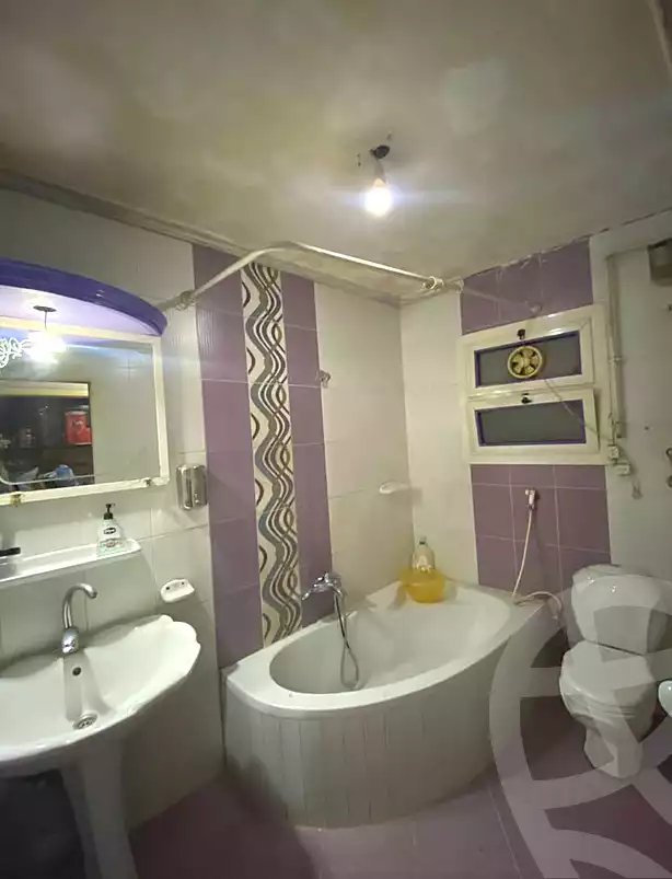 https://aqarmap.com.eg/ar/listing/6859889-for-sale-alexandria-moharram-bey-kanal-al-mahmoudeya-al-bahri-st