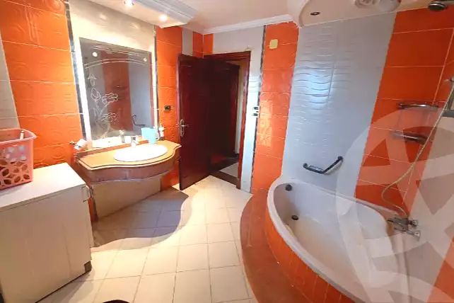 https://aqarmap.com.eg/ar/listing/6860137-for-sale-gharbia-tanta-tanta-city-el-shorbagy-st