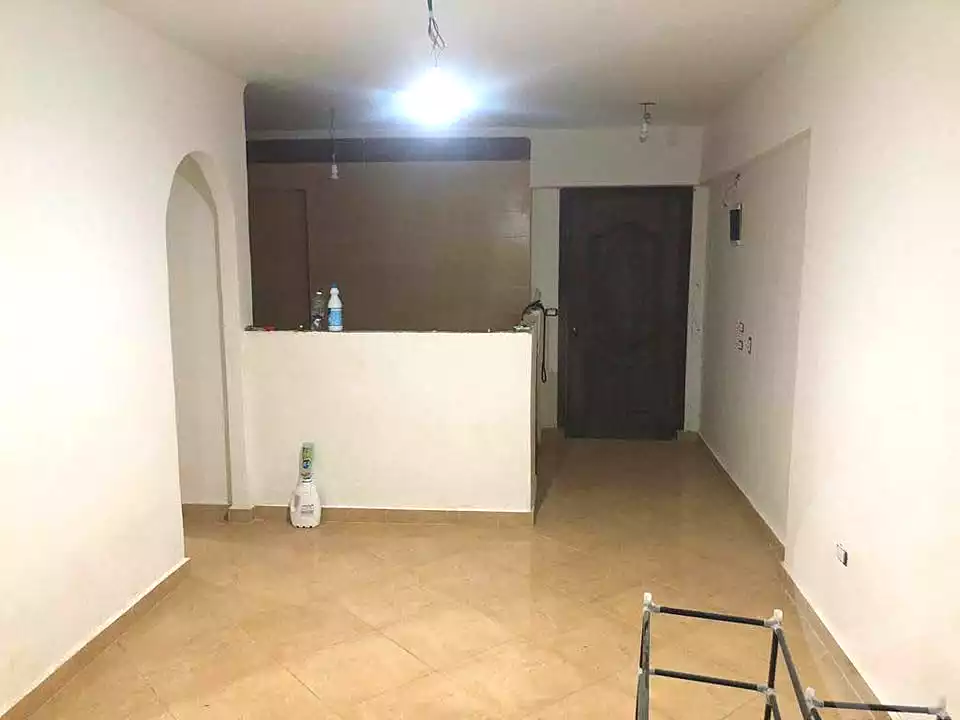 https://aqarmap.com.eg/ar/listing/6860199-for-sale-alexandria-new-miami-street-10