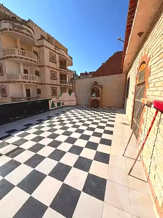https://aqarmap.com.eg/en/listing/6860278-for-sale-alexandria-al-agamy-bw-ywsf