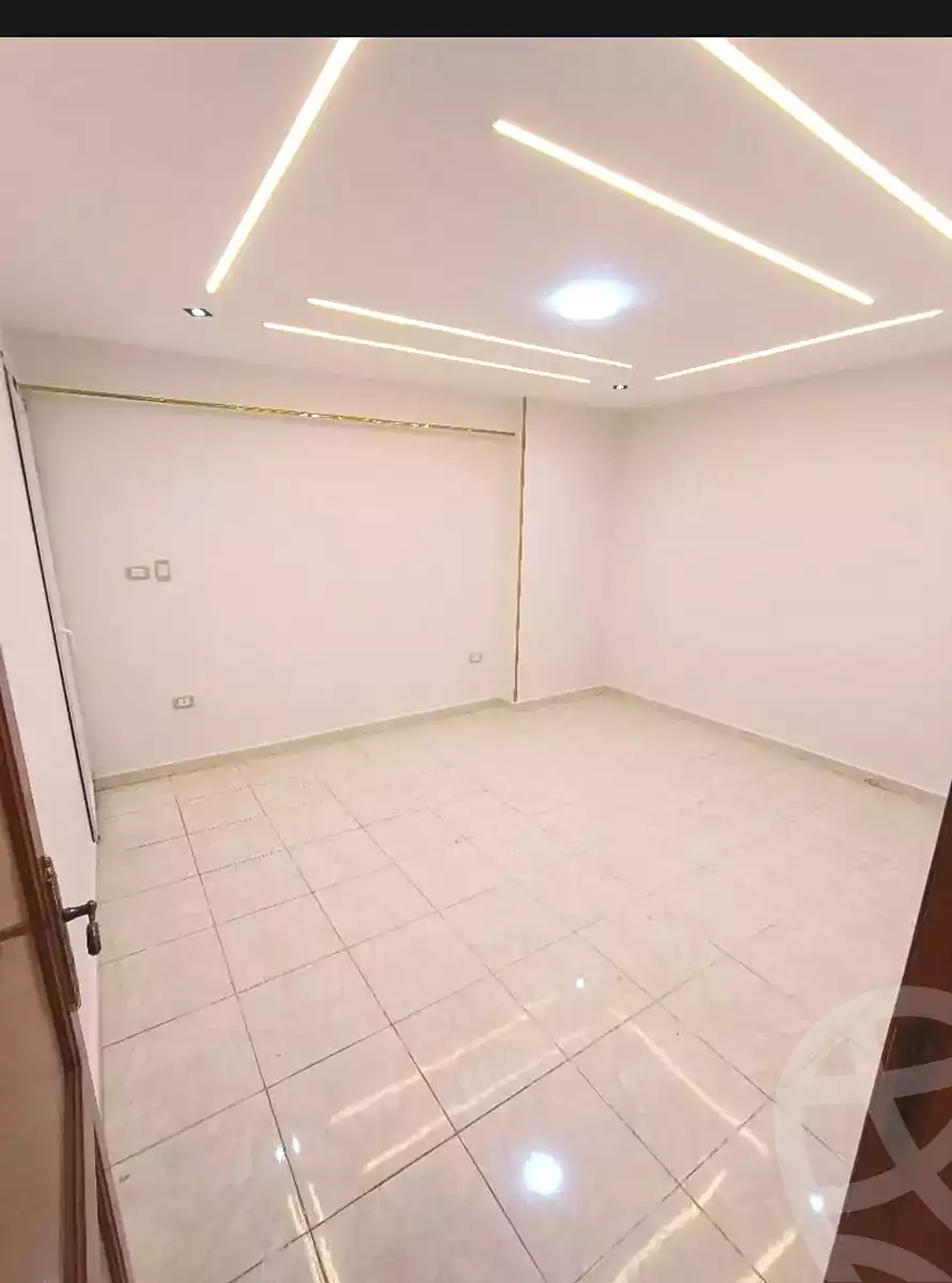 https://aqarmap.com.eg/ar/listing/6860655-for-sale-alexandria-sydy-bshr-sydy-bshr-bhry