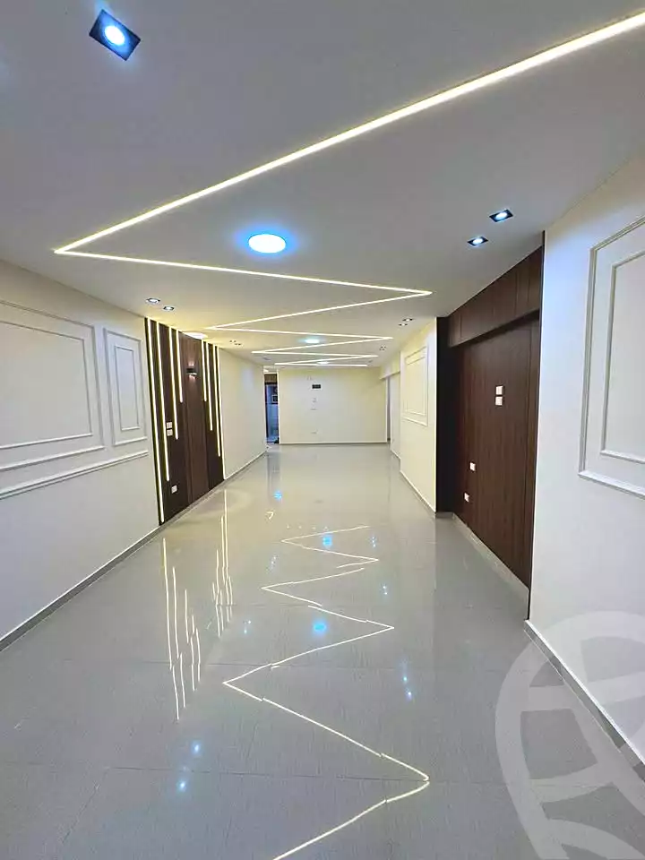 https://aqarmap.com.eg/ar/listing/6860701-for-sale-alexandria-sydy-bshr-sydy-bshr-bhry-shr-mhmwd-l-yswy
