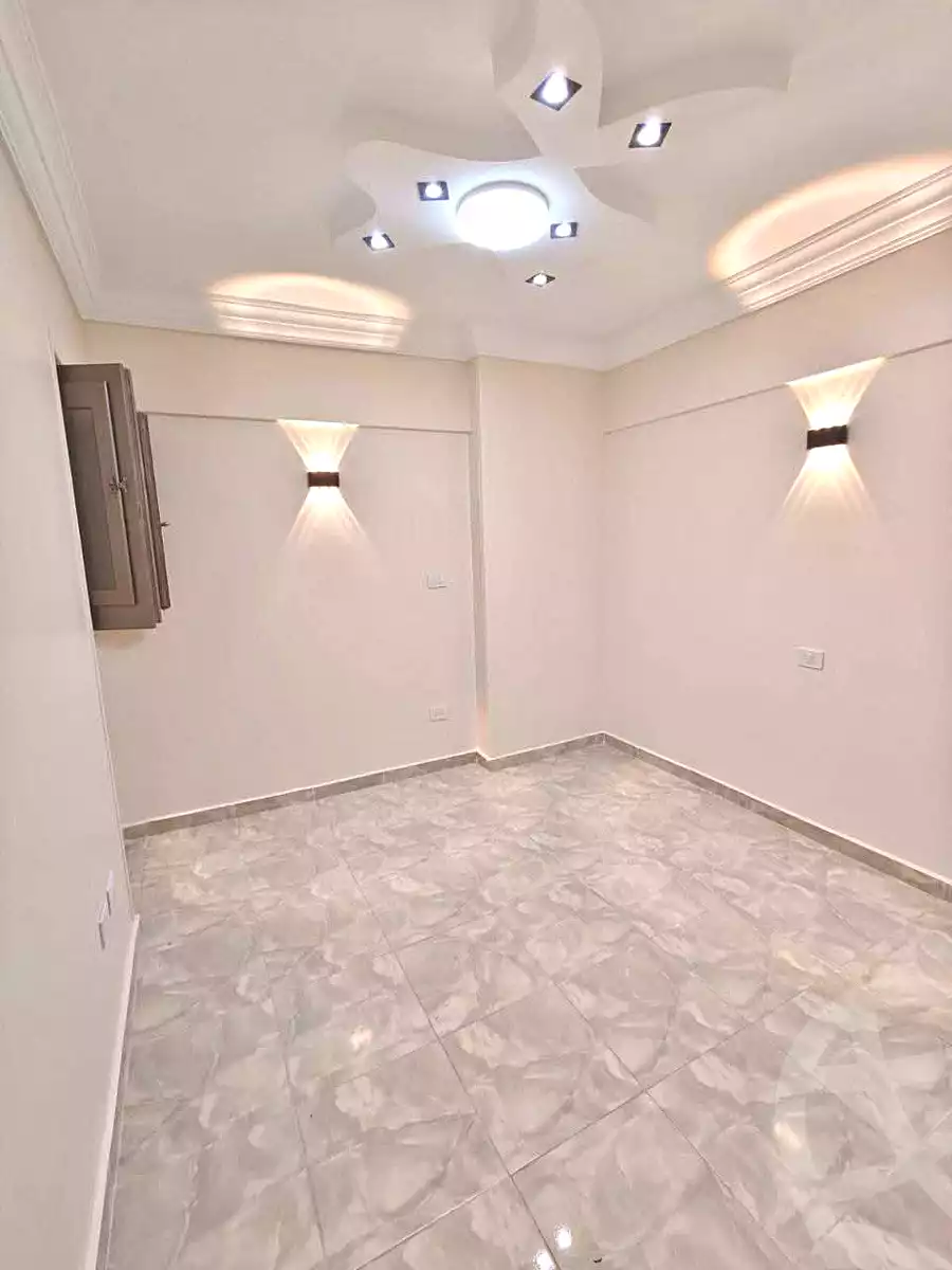 https://aqarmap.com.eg/ar/listing/6860737-for-sale-alexandria-miami-mahmoud-el-isawy-st