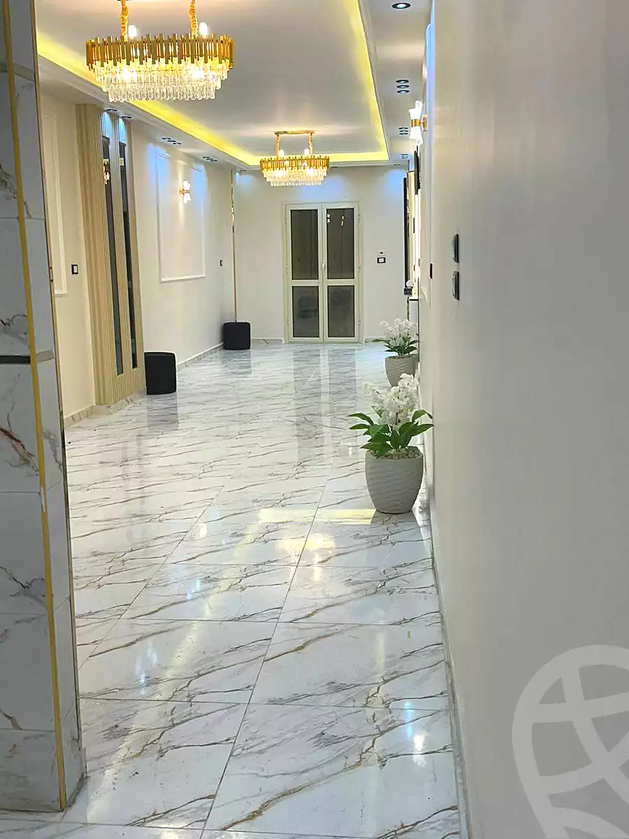 https://aqarmap.com.eg/ar/listing/6860802-for-sale-cairo-ain-shams-ahmed-esmat-st
