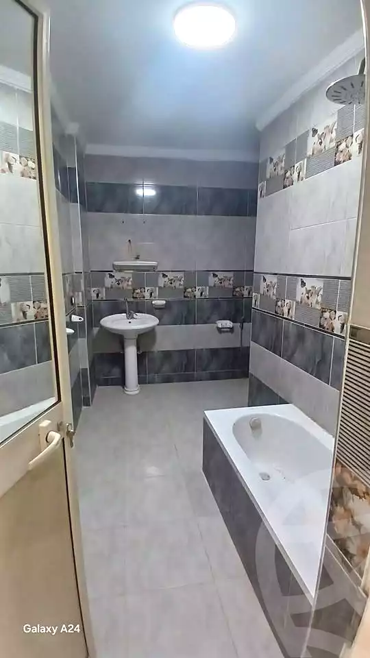https://aqarmap.com.eg/en/listing/6860988-for-sale-alexandria-lsywf-el-falki