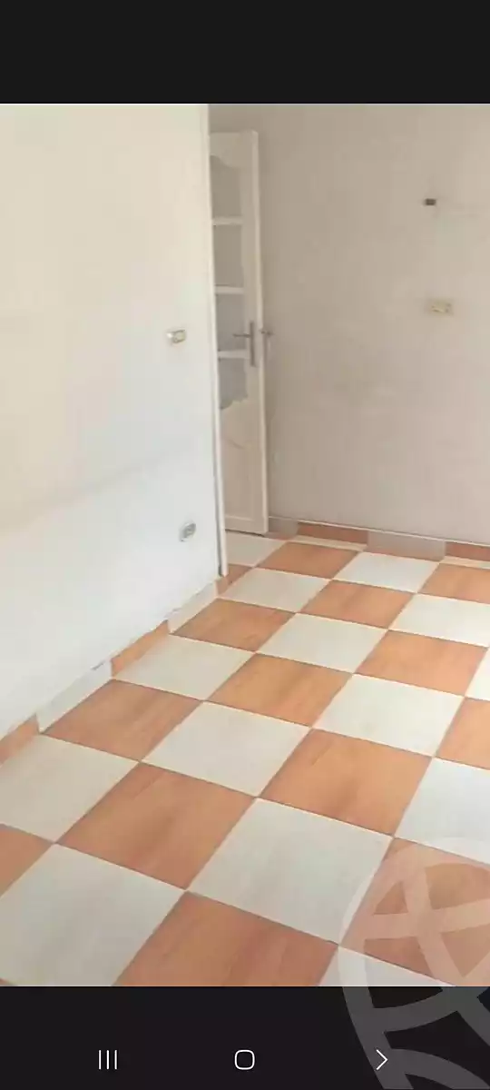 https://aqarmap.com.eg/ar/listing/6861074-for-sale-alexandria-sydy-bshr-sydy-bshr-bhry-shr-mhmd-njyb
