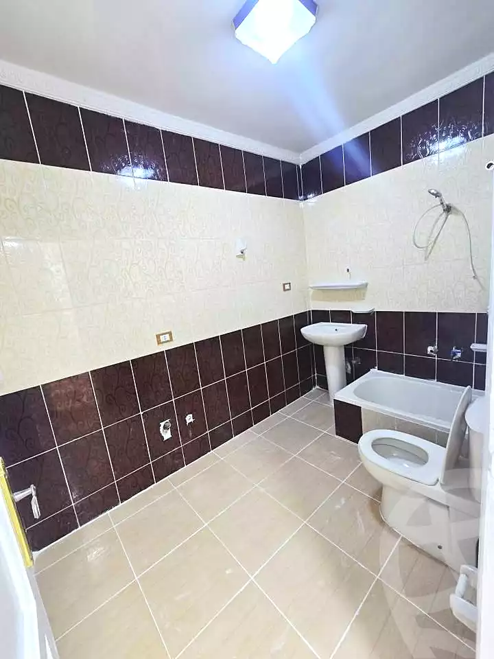 https://aqarmap.com.eg/ar/listing/6861093-for-sale-alexandria-al-agamy-shataa-el-nakheel