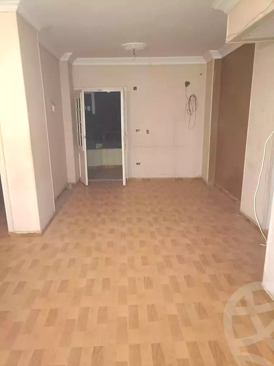 https://aqarmap.com.eg/ar/listing/6861206-for-rent-cairo-ain-shams-ahmed-esmat-st