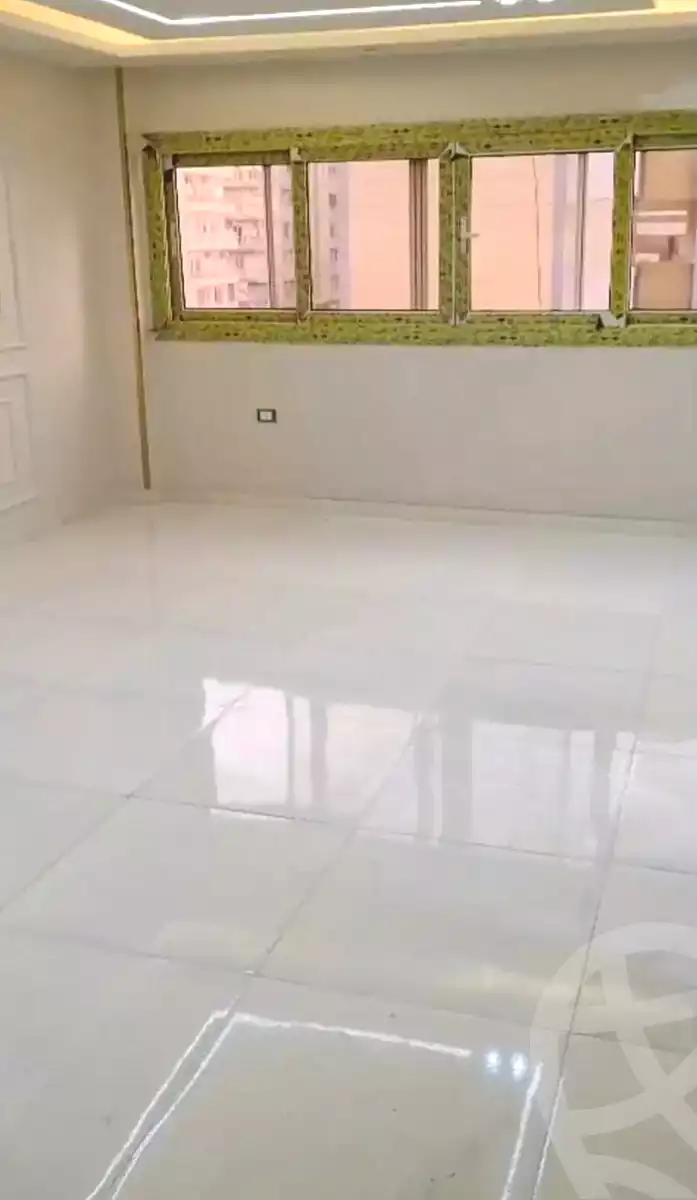 https://aqarmap.com.eg/ar/listing/6862735-for-sale-alexandria-al-agamy-lbytsh