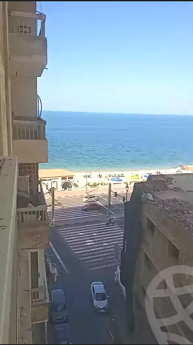 https://aqarmap.com.eg/ar/listing/6863169-for-sale-alexandria-miami-khld-bn-lwlyd