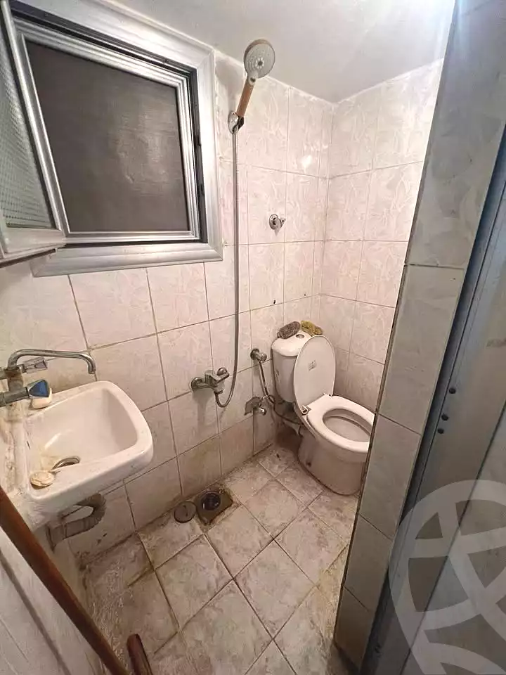 https://aqarmap.com.eg/en/listing/6863199-for-rent-alexandria-alhadara-al-jawaher-st