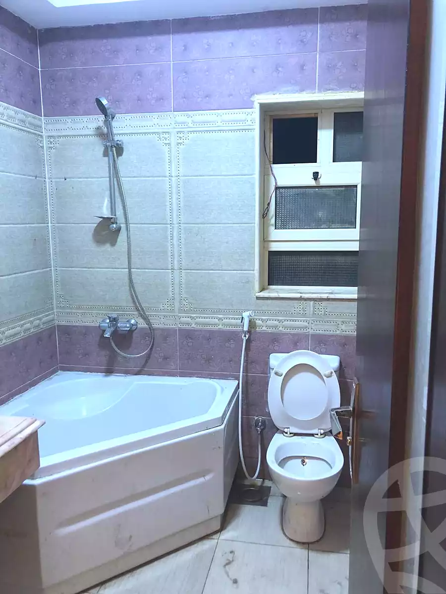 https://aqarmap.com.eg/ar/listing/6863213-for-sale-cairo-new-cairo-compounds-ritaj