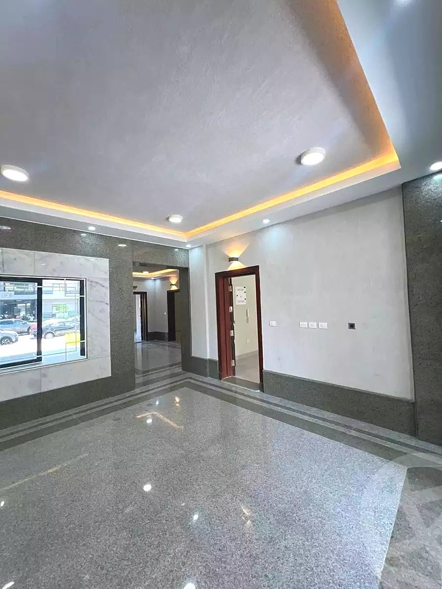 https://aqarmap.com.eg/en/listing/6863734-for-sale-cairo-new-cairo-compounds-sarai-croons