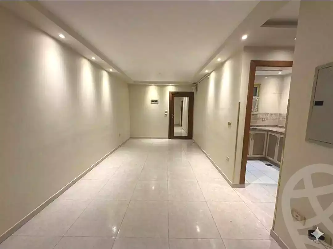 https://aqarmap.com.eg/ar/listing/6864541-for-sale-alexandria-moharram-bey