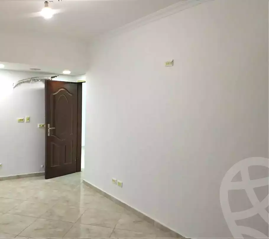 https://aqarmap.com.eg/ar/listing/6864950-for-sale-cairo-helwan-rostom-st