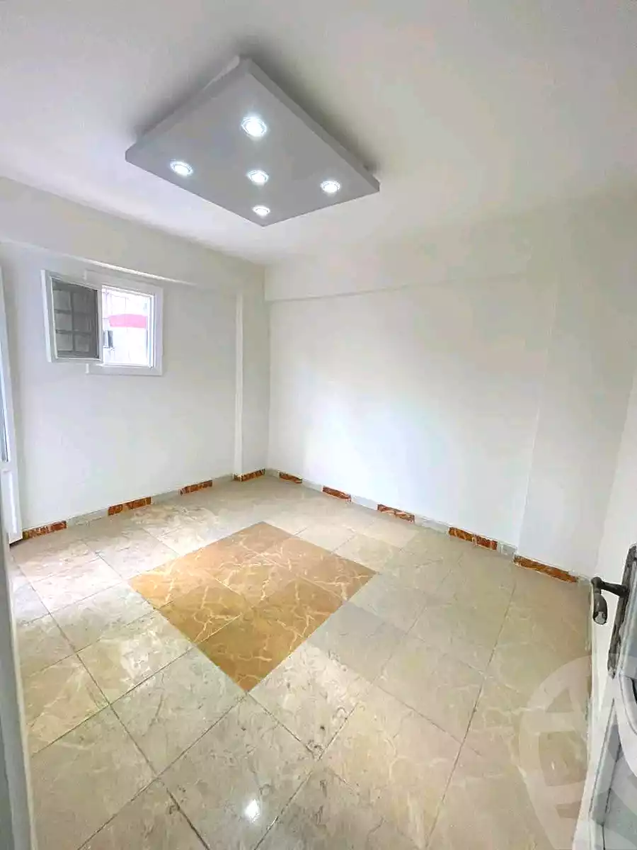https://aqarmap.com.eg/en/listing/6865346-for-sale-alexandria-lsywf-el-falki