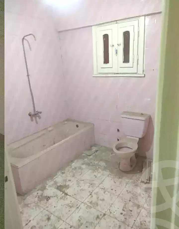 https://aqarmap.com.eg/en/listing/6866230-for-sale-alexandria-al-agamy-el-hanouvel