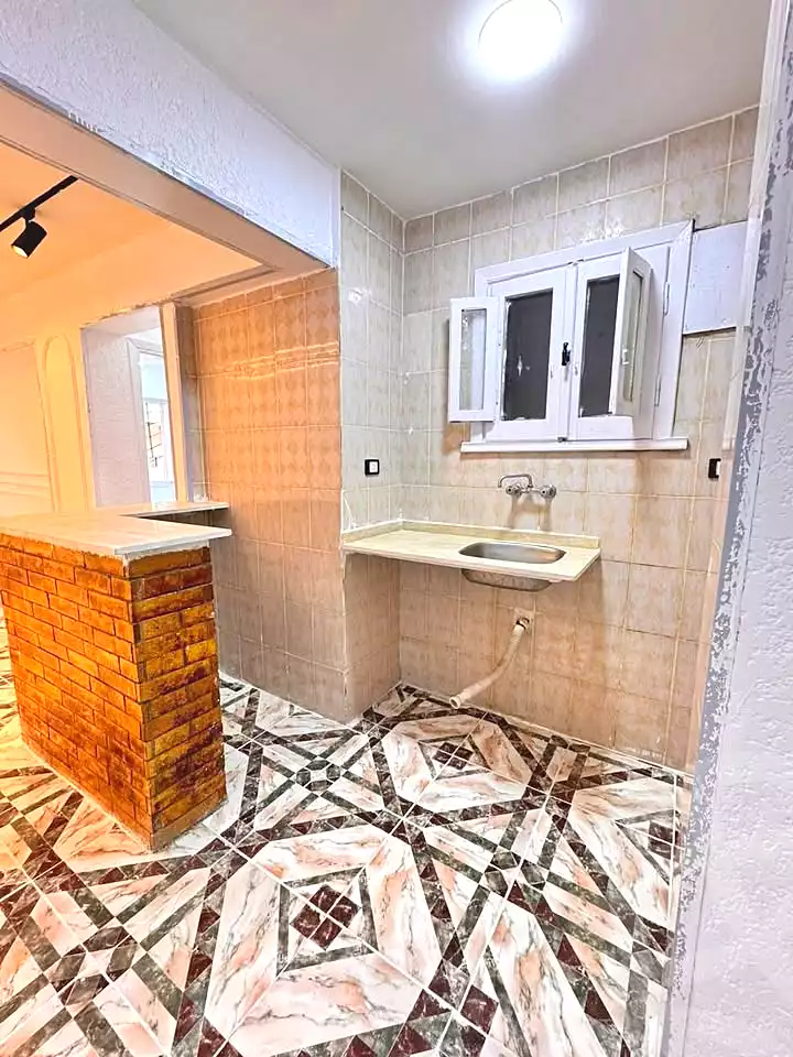 https://aqarmap.com.eg/ar/listing/6866520-for-sale-alexandria-al-agamy-shataa-el-nakheel
