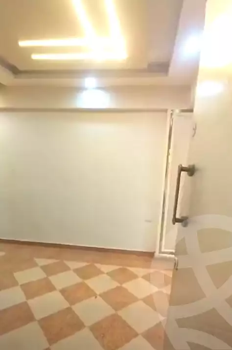 https://aqarmap.com.eg/ar/listing/6866688-for-sale-alexandria-el-asafra-shr-45