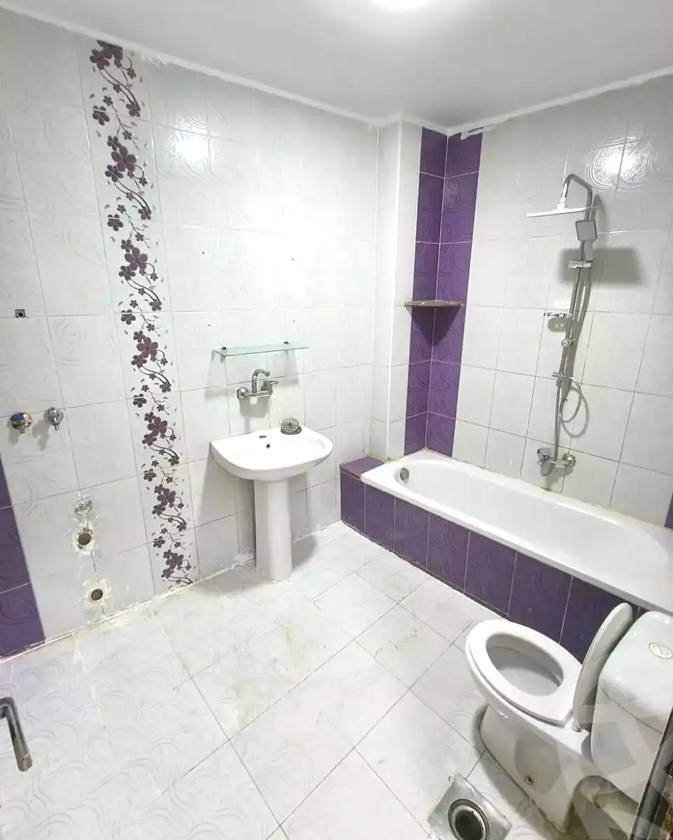 https://aqarmap.com.eg/en/listing/6867080-for-sale-alexandria-lsywf-el-falki