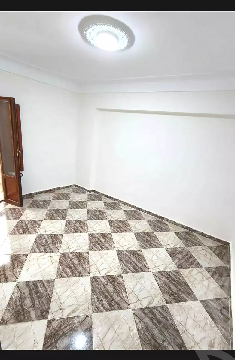 https://aqarmap.com.eg/en/listing/6867422-for-sale-alexandria-lsywf-el-falki