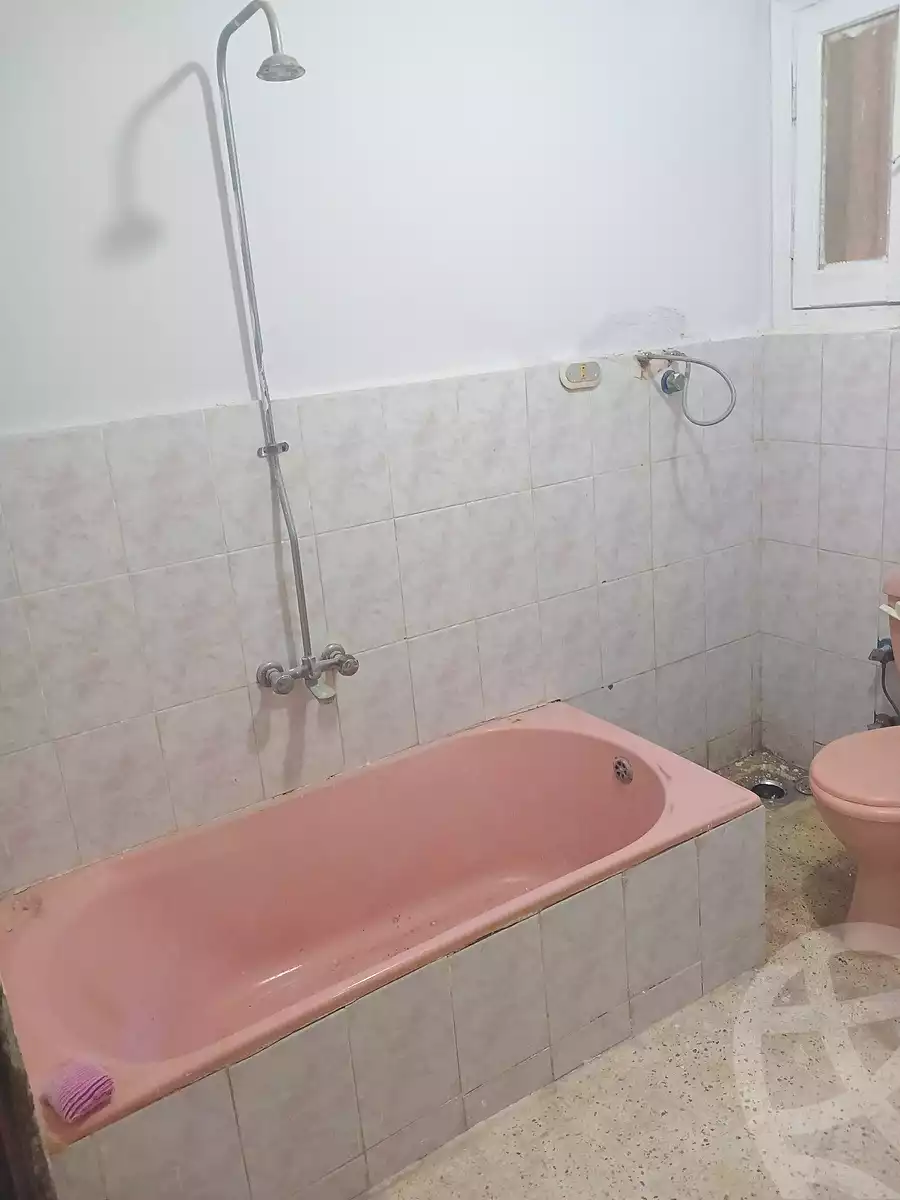 https://aqarmap.com.eg/ar/listing/6867443-for-sale-alexandria-al-agamy-el-hanouvel