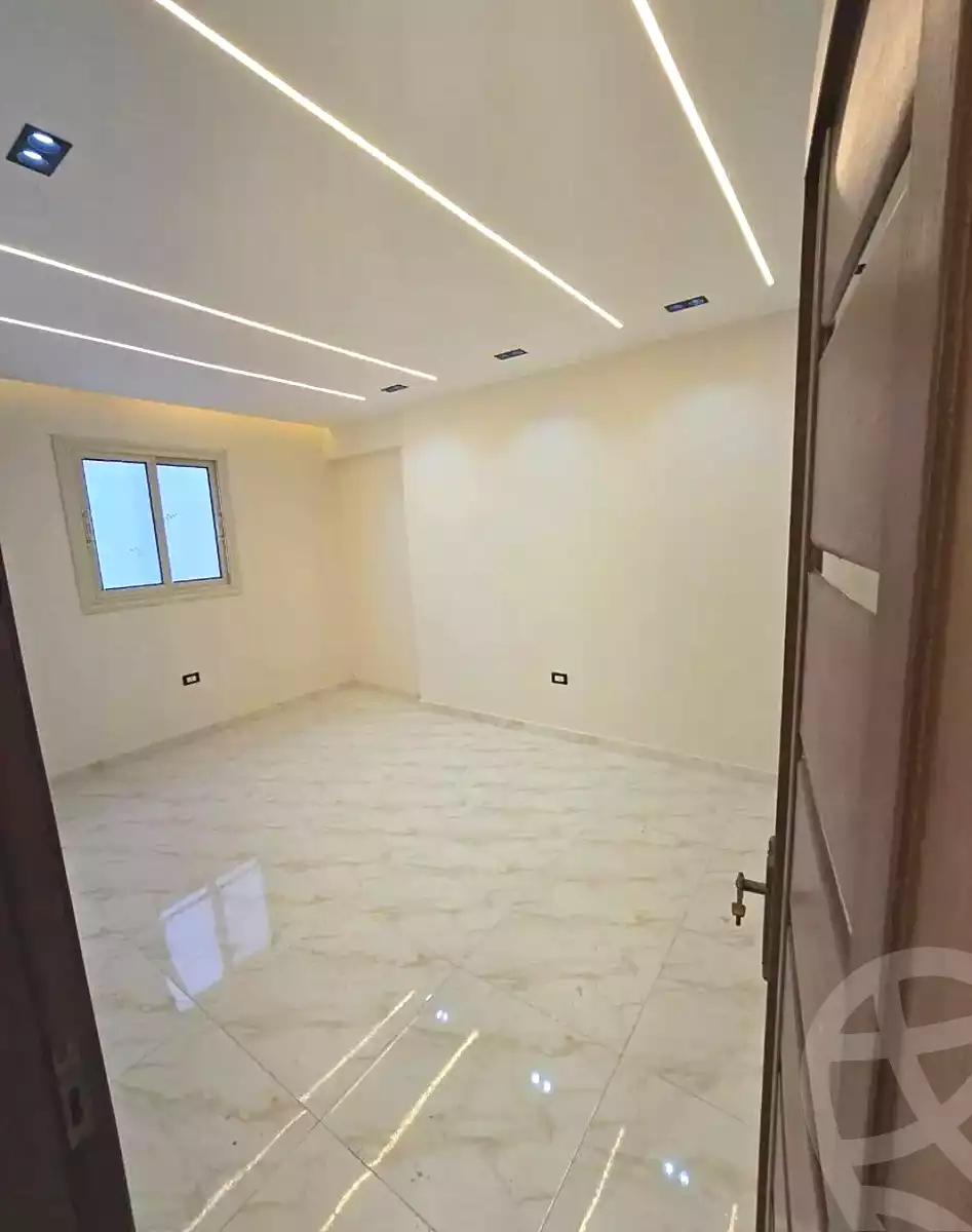https://aqarmap.com.eg/ar/listing/6867468-for-sale-alexandria-lsywf-el-daraeb-st