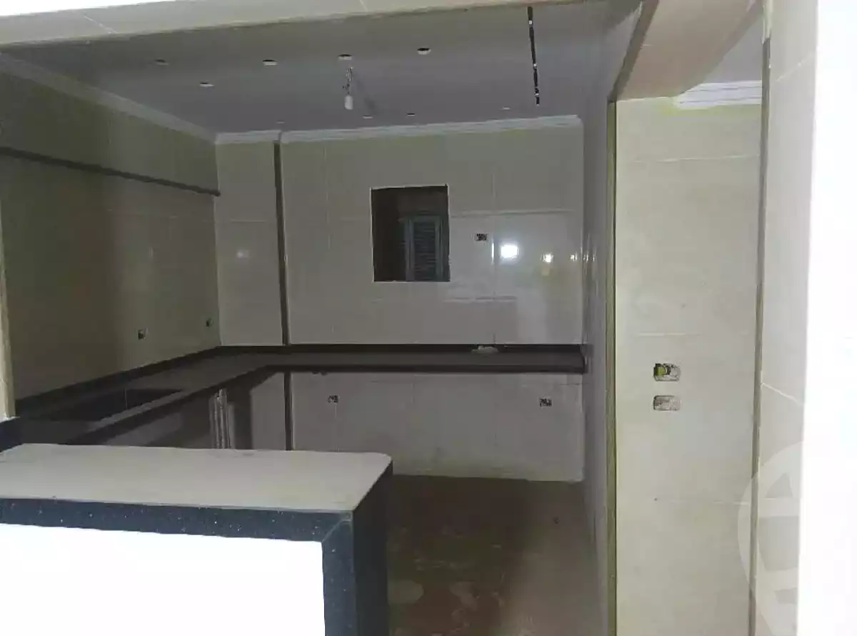 https://aqarmap.com.eg/ar/listing/6867581-for-sale-alexandria-sydy-bshr-shr-mlk-hfny