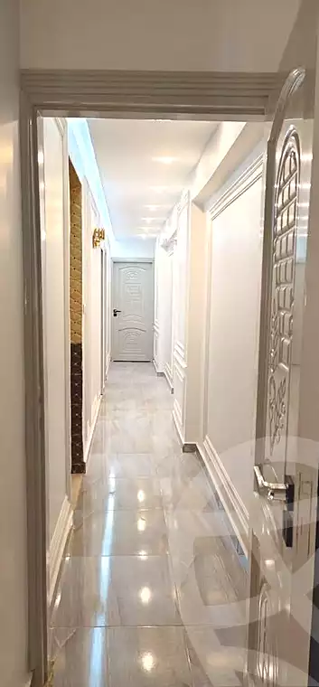 https://aqarmap.com.eg/en/listing/6867783-for-rent-alexandria-al-agamy-el-hanouvel