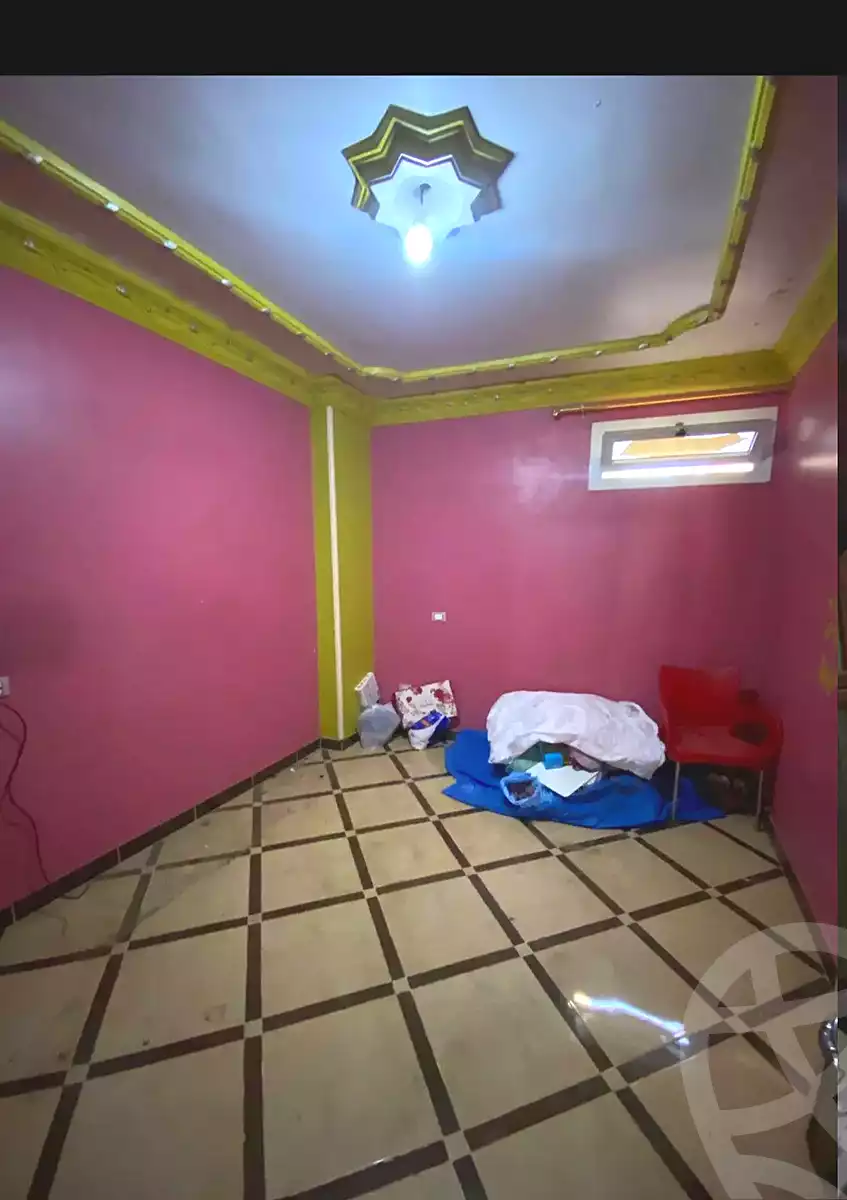 https://aqarmap.com.eg/ar/listing/6867823-for-sale-alexandria-moharram-bey-kanal-al-mahmoudeya-al-bahri-st