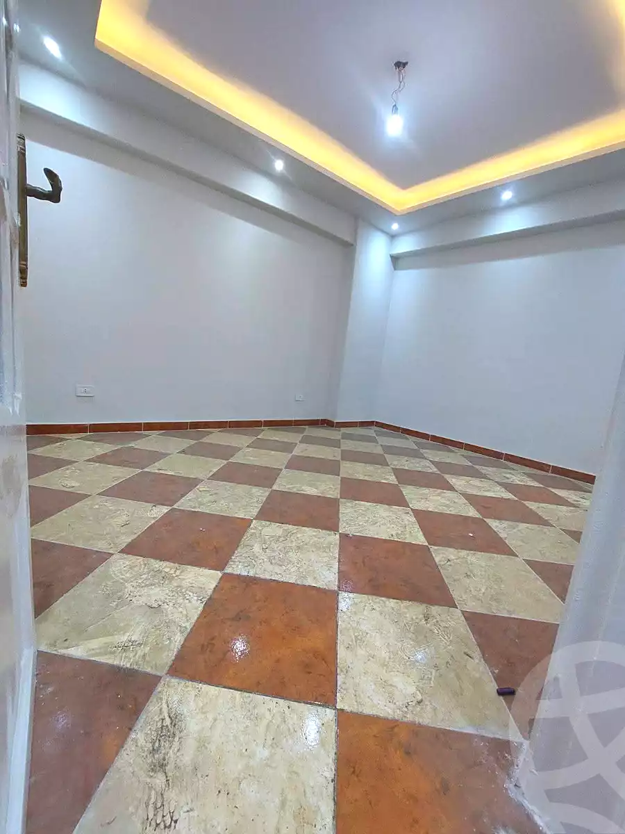 https://aqarmap.com.eg/ar/listing/6867871-for-sale-alexandria-miami-shr-jml-bd-lnsr