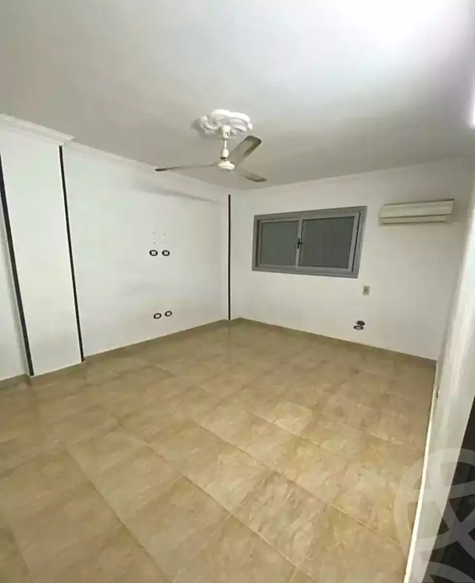https://aqarmap.com.eg/ar/listing/6867952-for-sale-cairo-el-haram-shareaa-khatem-el-morsalen