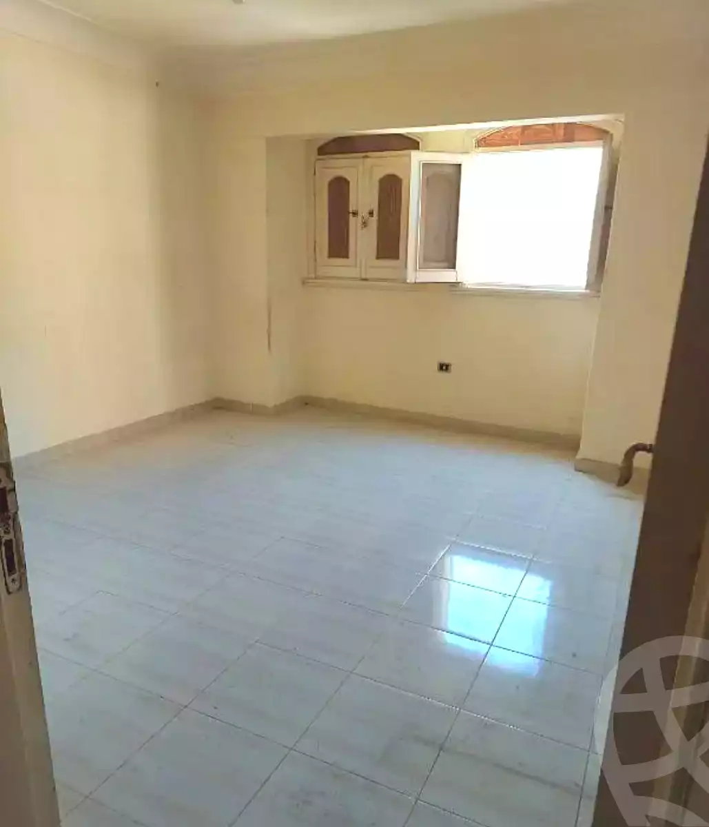 https://aqarmap.com.eg/ar/listing/6868068-for-rent-alexandria-al-agamy-lbytsh