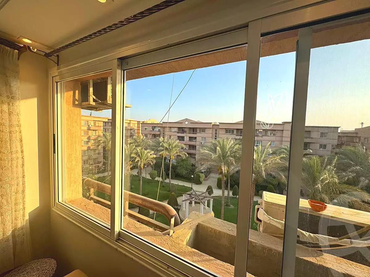 https://aqarmap.com.eg/en/listing/6868651-for-sale-cairo-new-cairo-lrhb-city-phase-4-mohammed-farid-st