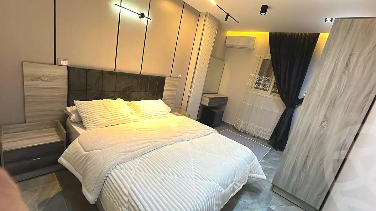 https://aqarmap.com.eg/ar/listing/6868722-for-rent-cairo-6th-of-october-el-ahyaa-neighborhood-1st-seventh-neighborhood