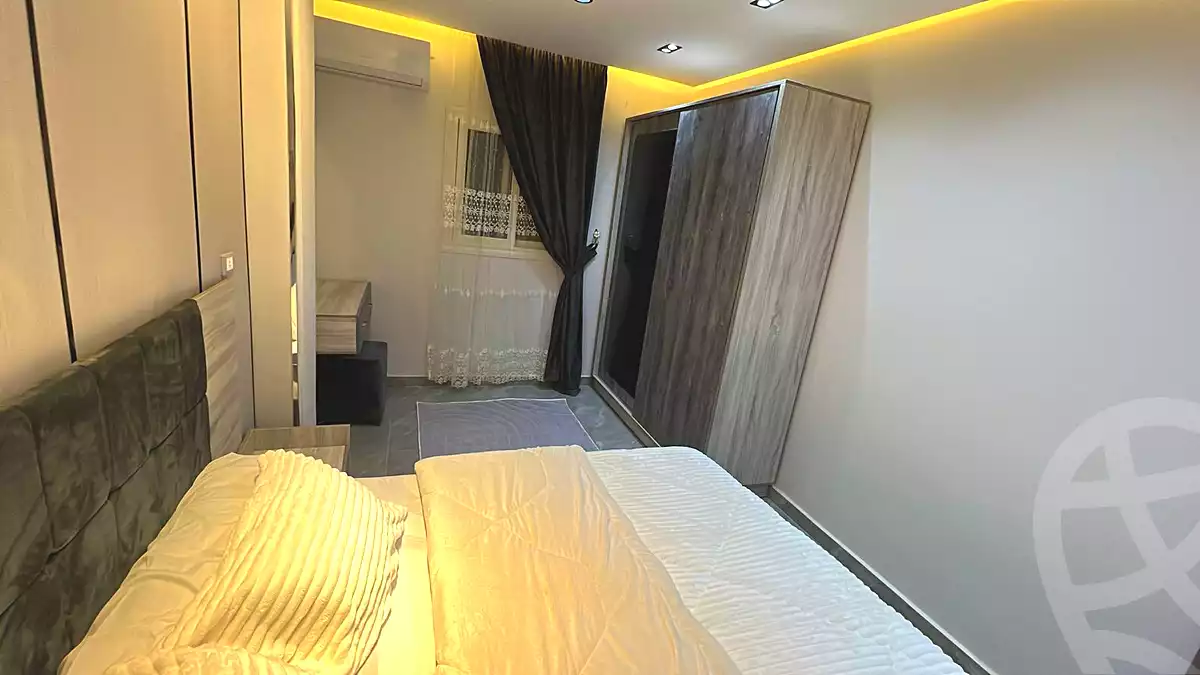 https://aqarmap.com.eg/ar/listing/6868722-for-rent-cairo-6th-of-october-el-ahyaa-neighborhood-1st-seventh-neighborhood