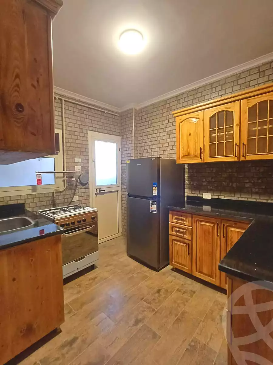 https://aqarmap.com.eg/ar/listing/6868740-for-rent-cairo-6th-of-october-el-ahyaa-neighborhood-4th-neighborhood-3