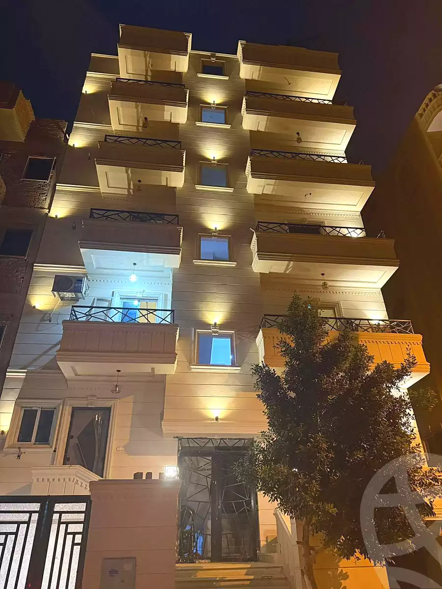 https://aqarmap.com.eg/ar/listing/6868780-for-sale-cairo-6th-of-october-el-ahyaa-neighborhood-2nd