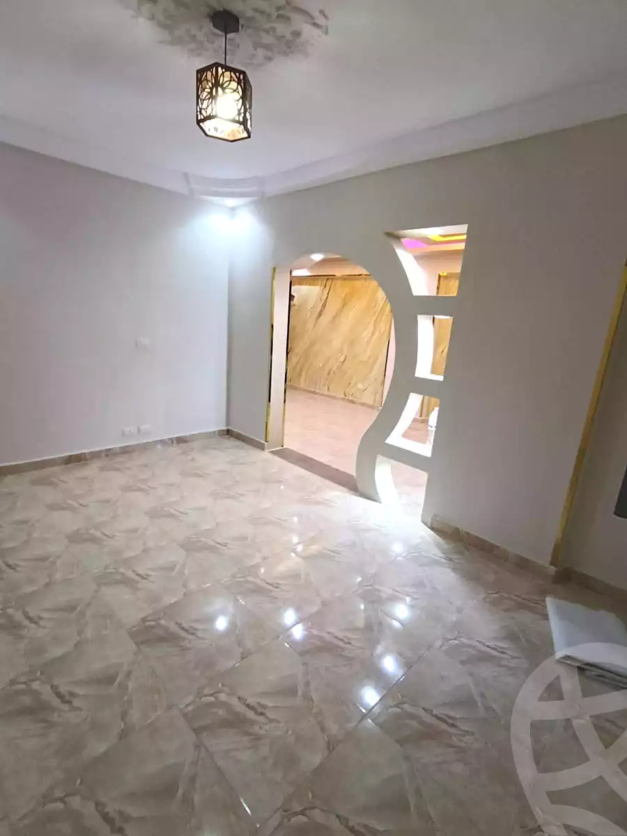 https://aqarmap.com.eg/en/listing/6868993-for-sale-alexandria-lsywf-el-falki