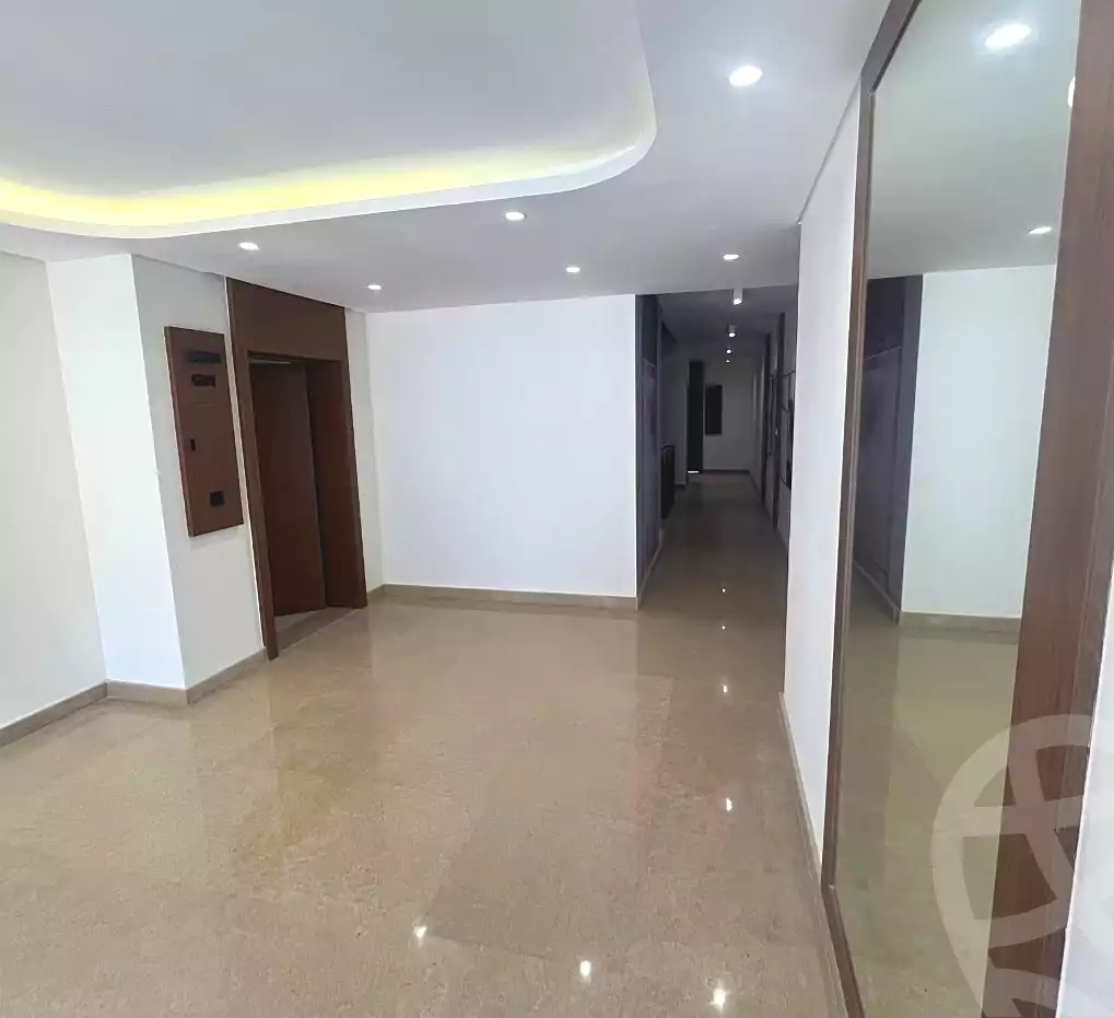 https://aqarmap.com.eg/ar/listing/6869112-for-sale-cairo-el-sheikh-zayed-city-lshykh-zyd-ljdyd-mar-ville-compound-almarasem