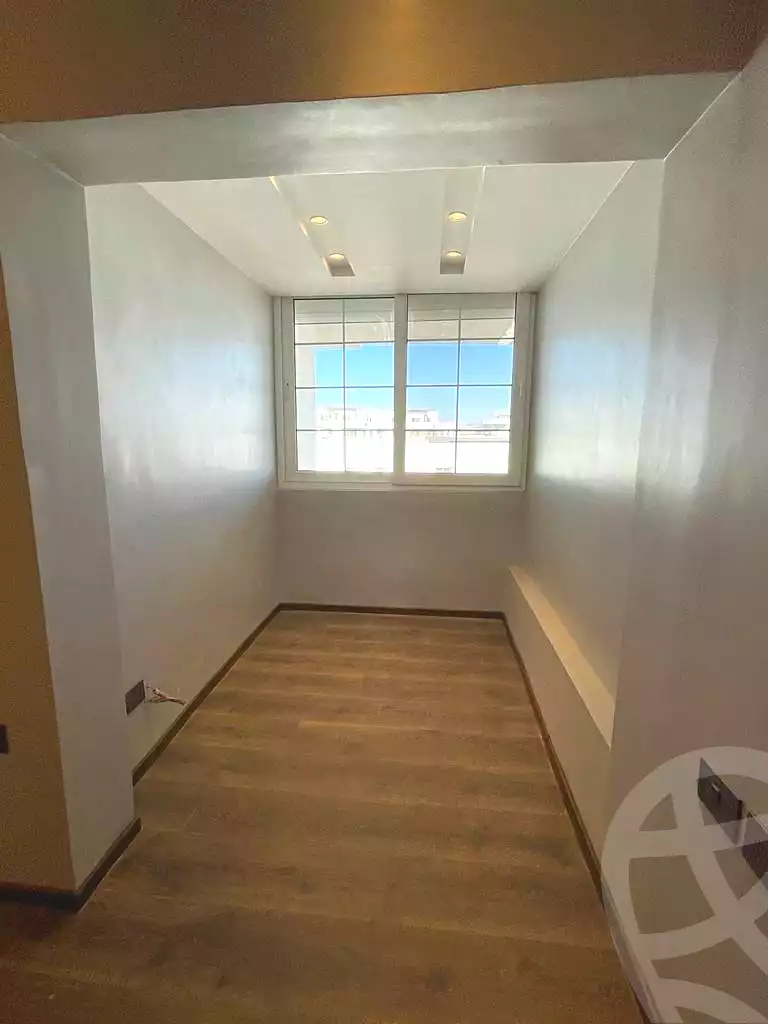 https://aqarmap.com.eg/ar/listing/6869398-for-sale-cairo-new-cairo-compounds-hyde-park-park-corner-hyde-park