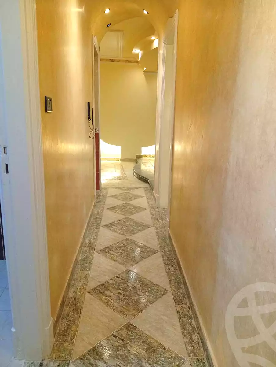 https://aqarmap.com.eg/ar/listing/6869551-for-sale-alexandria-sydy-bshr-sydy-bshr-bhry-gamal-abd-el-nasir-st