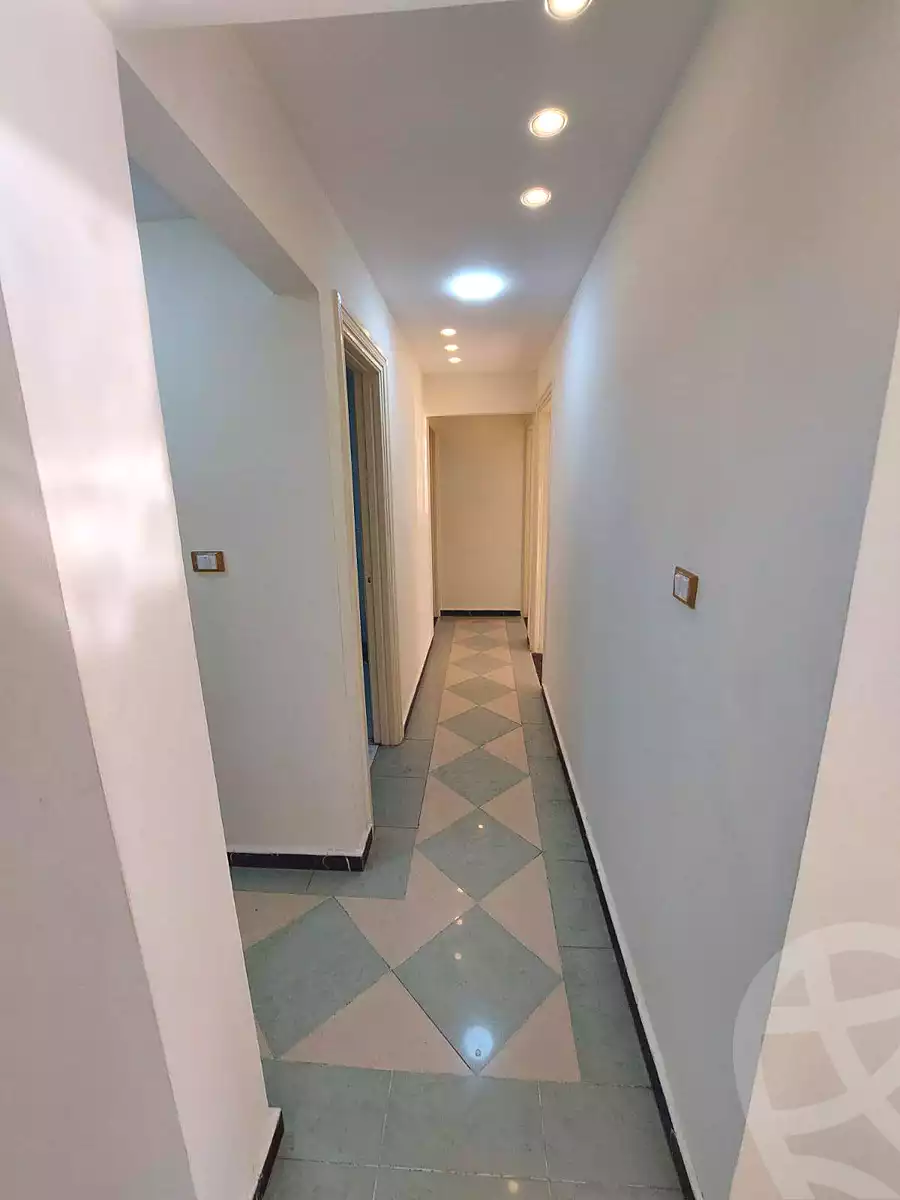 https://aqarmap.com.eg/ar/listing/6869907-for-sale-alexandria-miami-iskandar-ibrahim-st